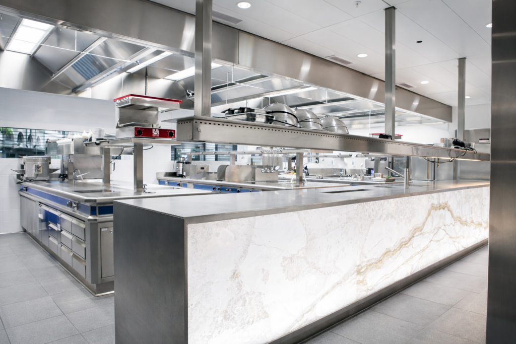 FOUR SEASONS "Hôtel des Bergues"